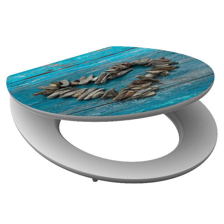 Högblank mönstrad toalettsits universal med trĂ€kĂ€rna - BĂTTRE. CC-mĂ„tt: 130-185mm LĂ€ngd: 425-475mm Bredd: 370mm.